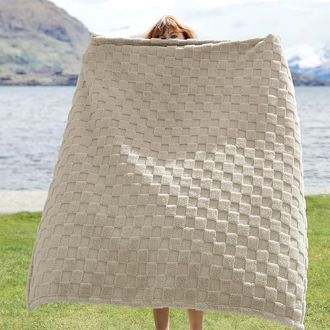 Bedsure GentleSoft Neutral Twin Blanket - Image 2